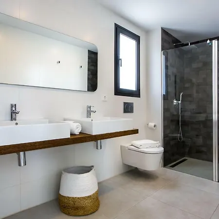 Willa Clem By Aguilarent