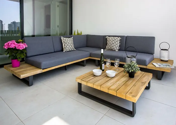 Clem By Aguilarent Calpe