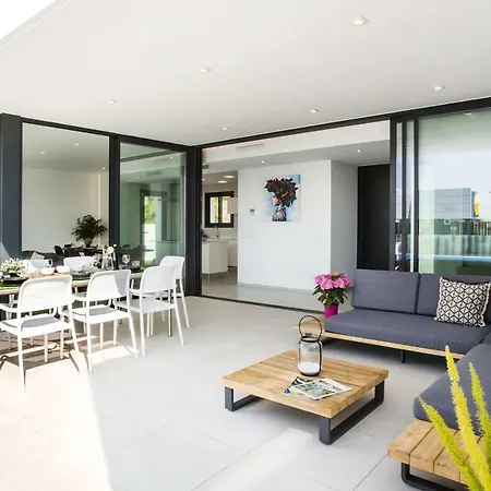Clem Villa